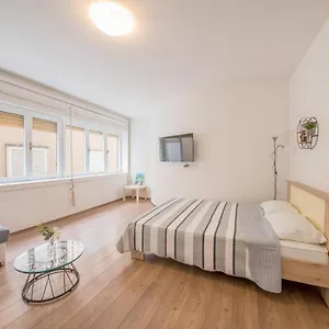 Aurora Appartement Zadar